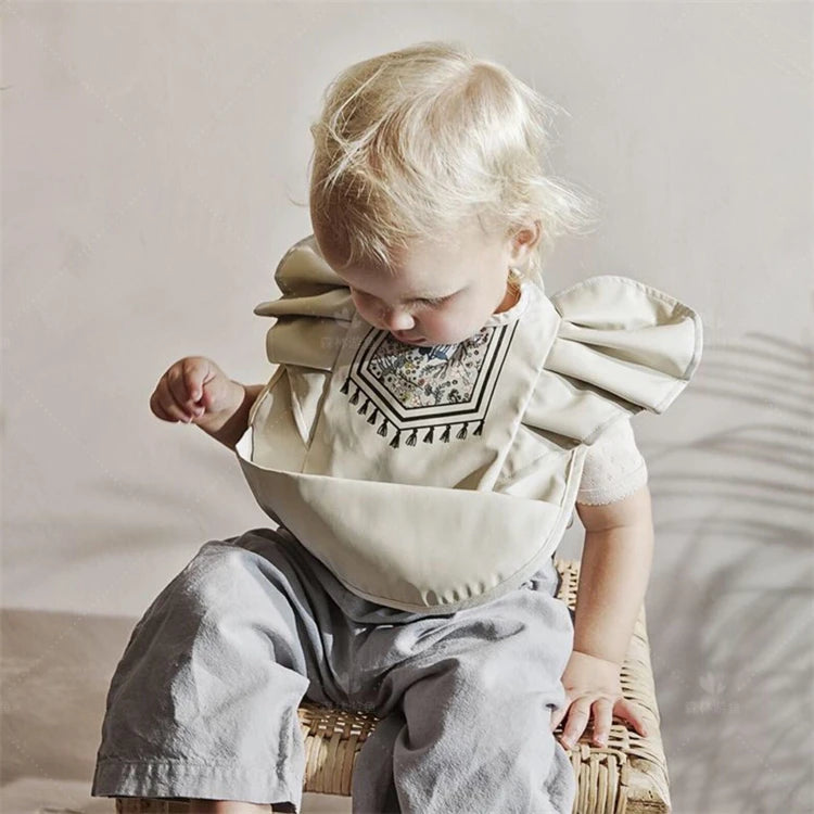 Cute Waterproof Angel Wing Baby Bib – Soft, Stylish & Easy to Clean