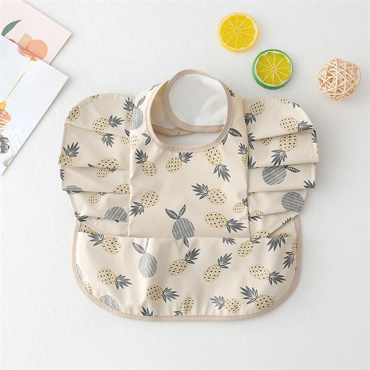 Cute Waterproof Angel Wing Baby Bib – Soft, Stylish & Easy to Clean