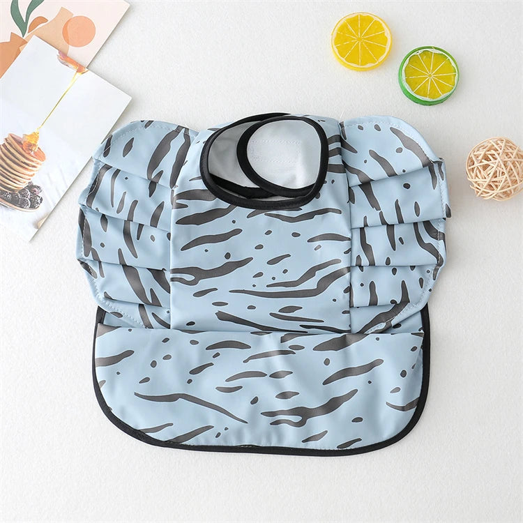 Cute Waterproof Angel Wing Baby Bib – Soft, Stylish & Easy to Clean