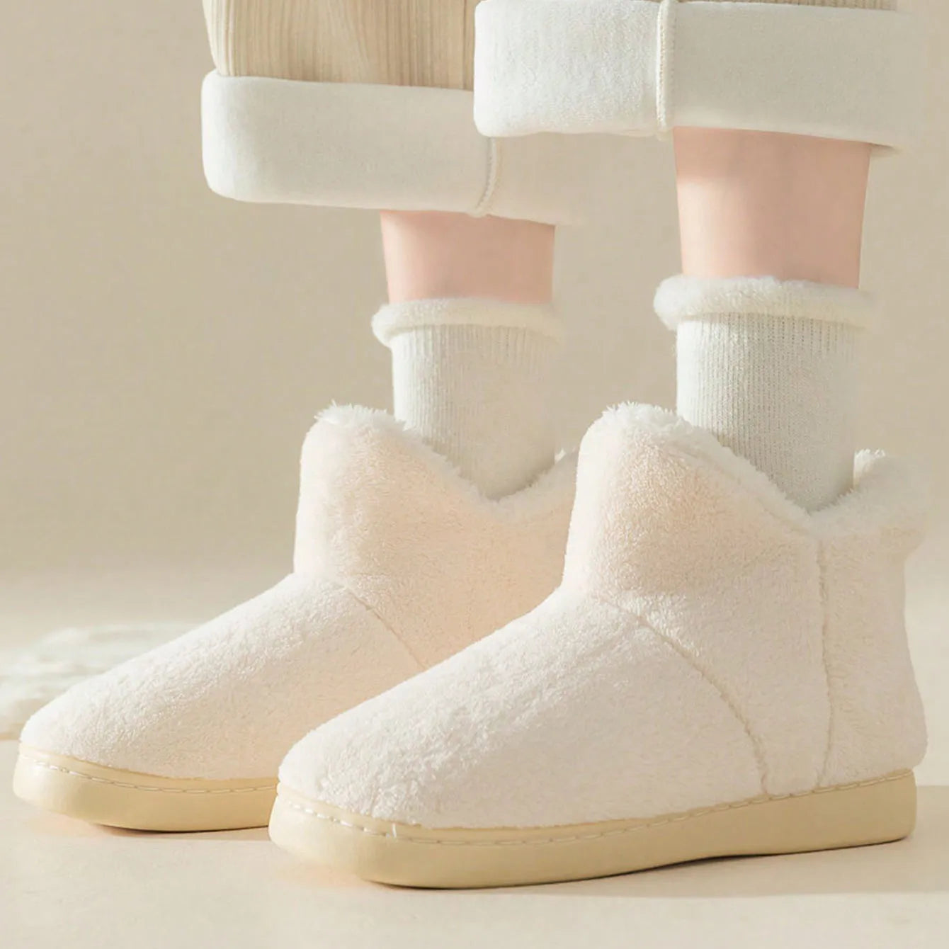 Cozy Winter Home Slippers – Warm, Soft & Non-Slip for Couples