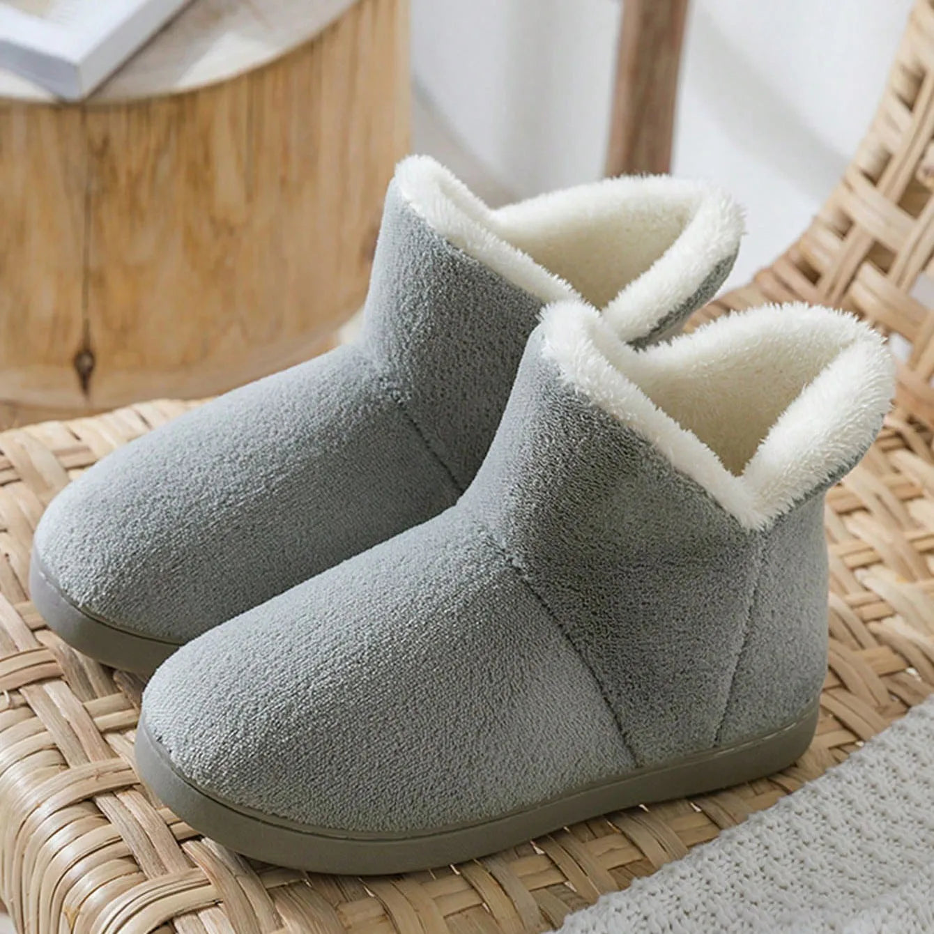 Cozy Winter Home Slippers – Warm, Soft & Non-Slip for Couples